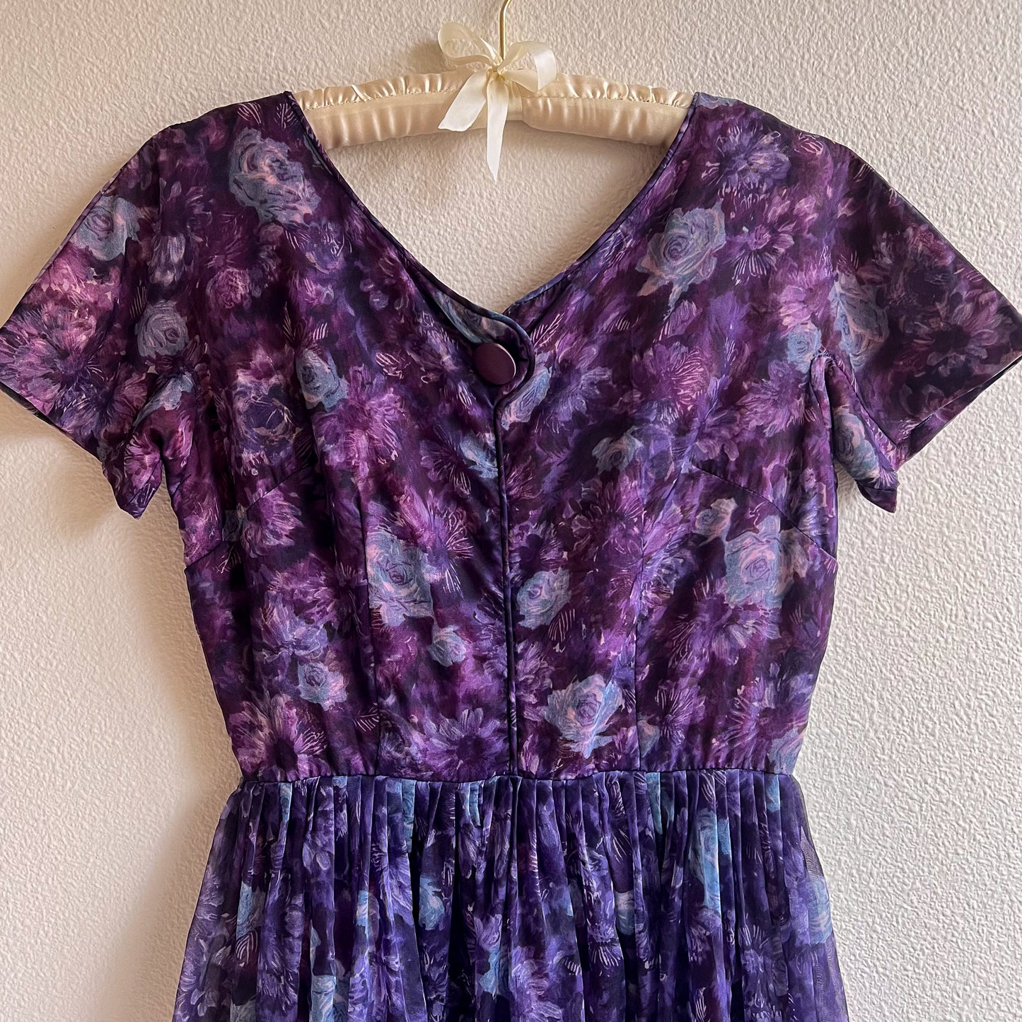 1950s Deep Purple Floral Chiffon Party Dress (M)