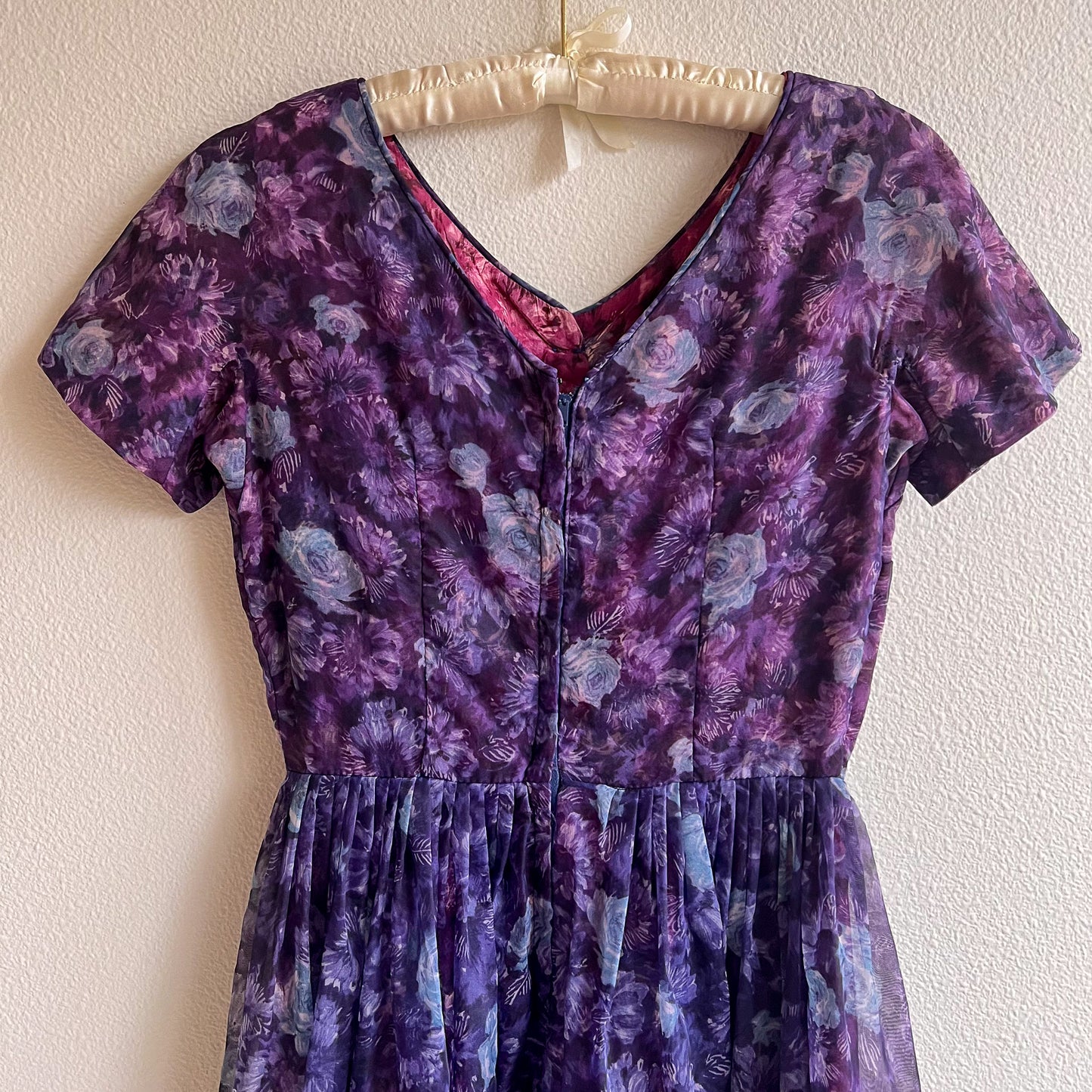 1950s Deep Purple Floral Chiffon Party Dress (M)