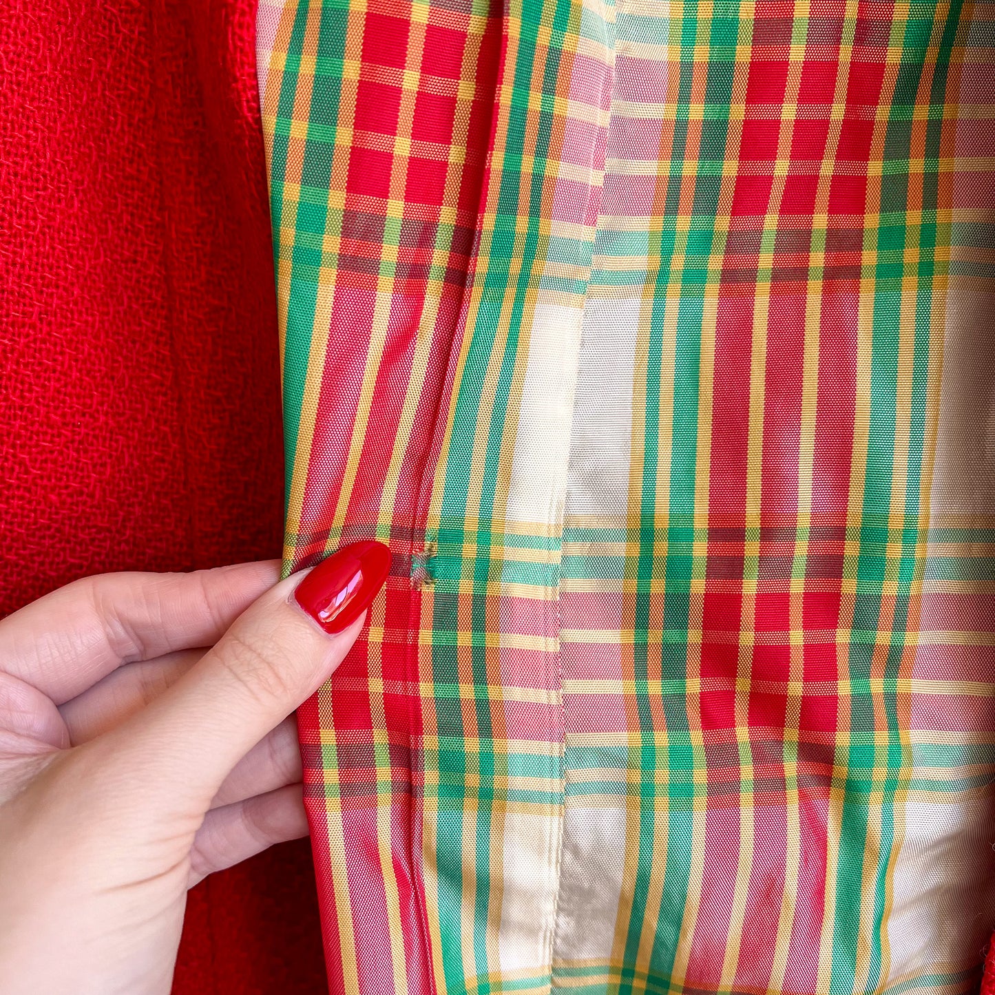 1950s Red Tweed Coat With Plaid Lining (S/M)