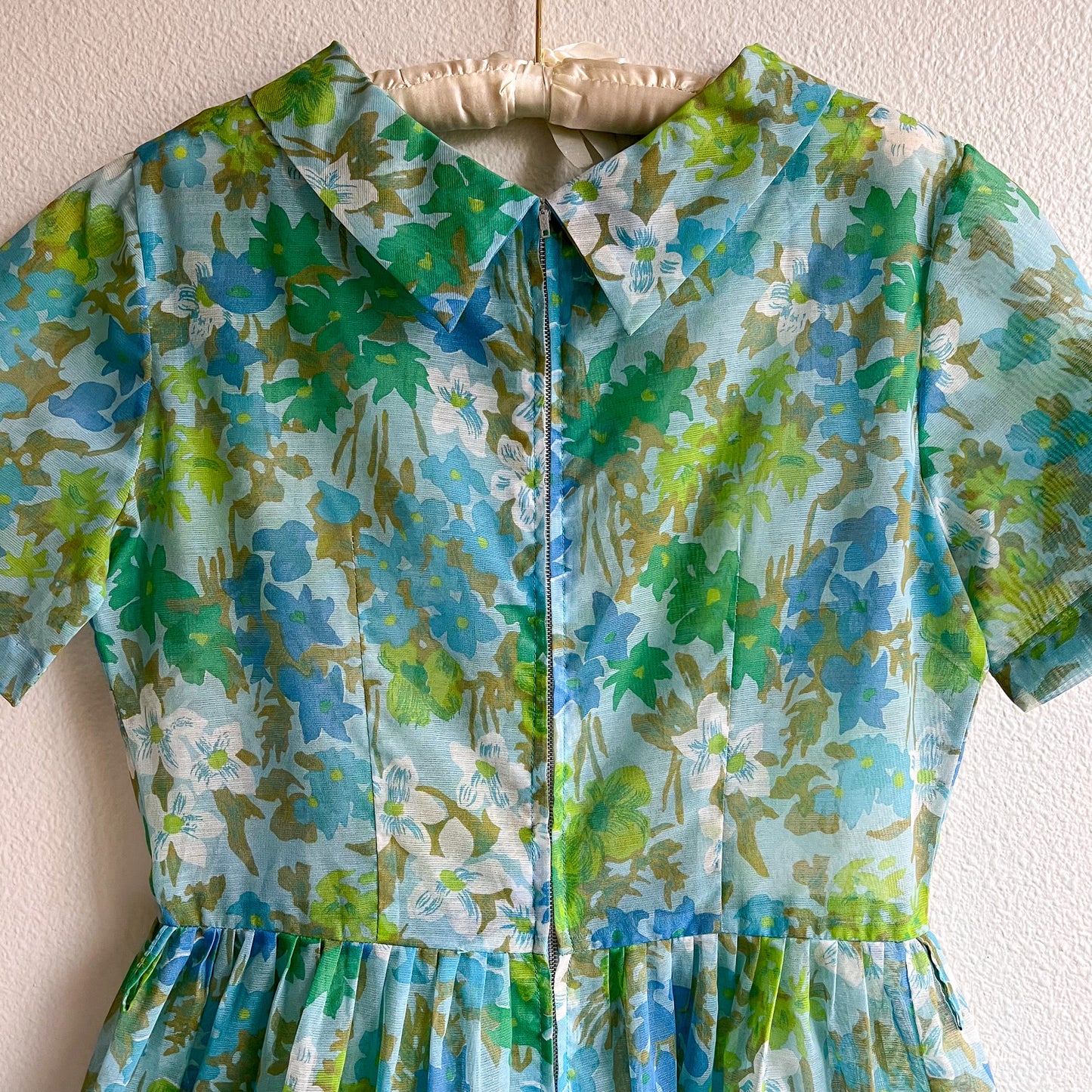 1950s Sheer Blue and Green Floral Print Dress (L)