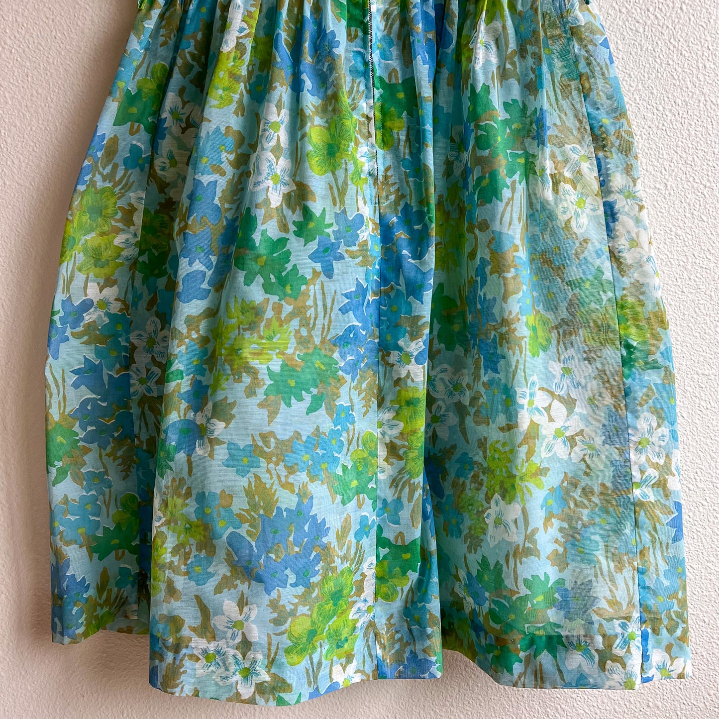 1950s Sheer Blue and Green Floral Print Dress (L)