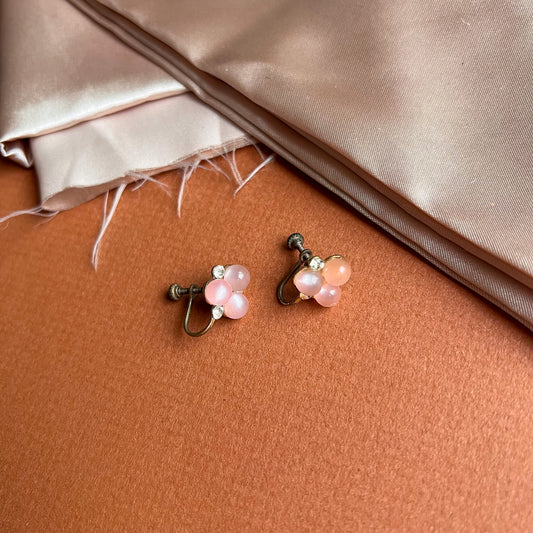 1950s Small Peach and Rhinestone Earrings