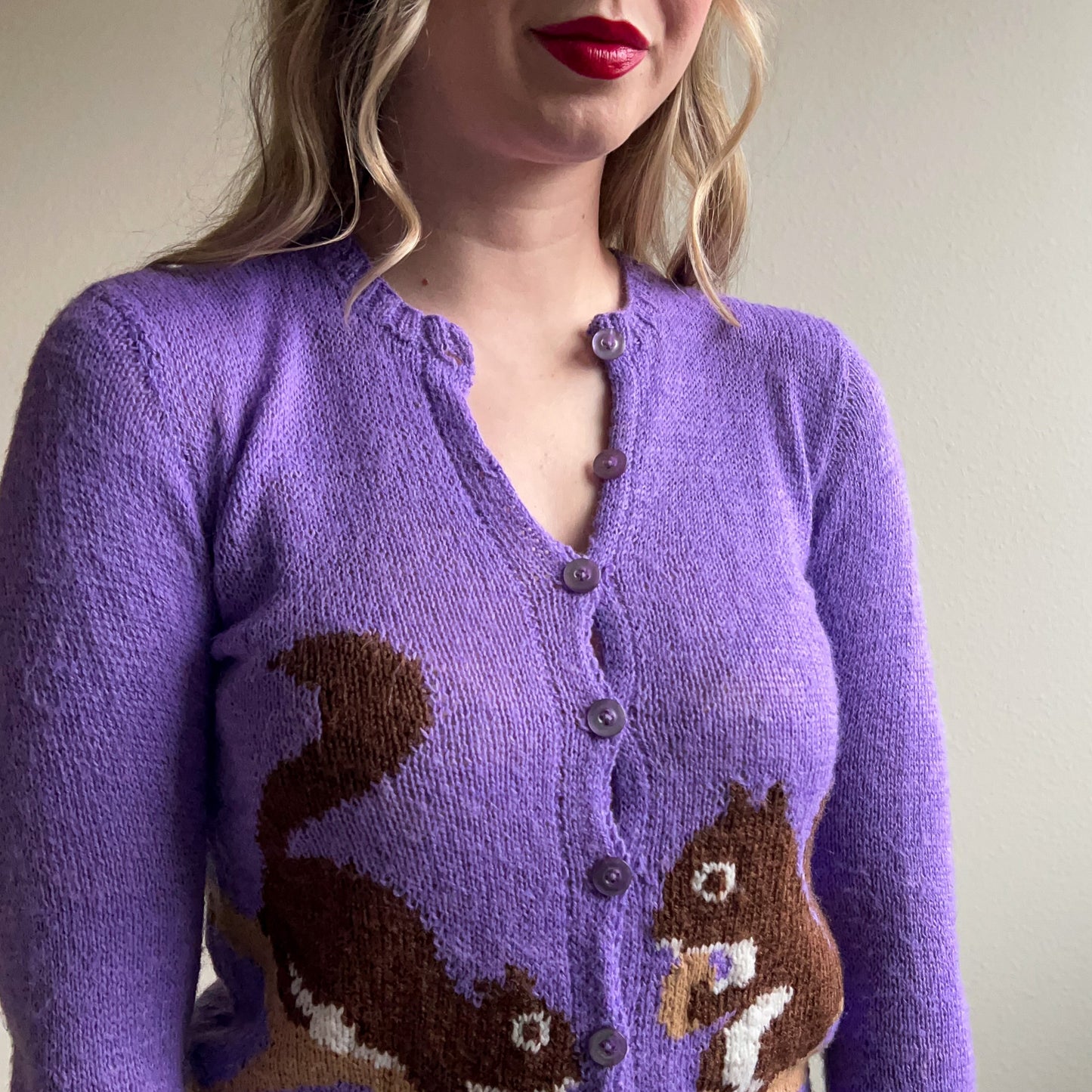 1950s Handknit Squirrel Purple Cardigan (XS/S)