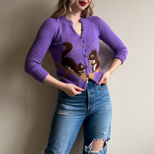 1950s Handknit Squirrel Purple Cardigan (XS/S)