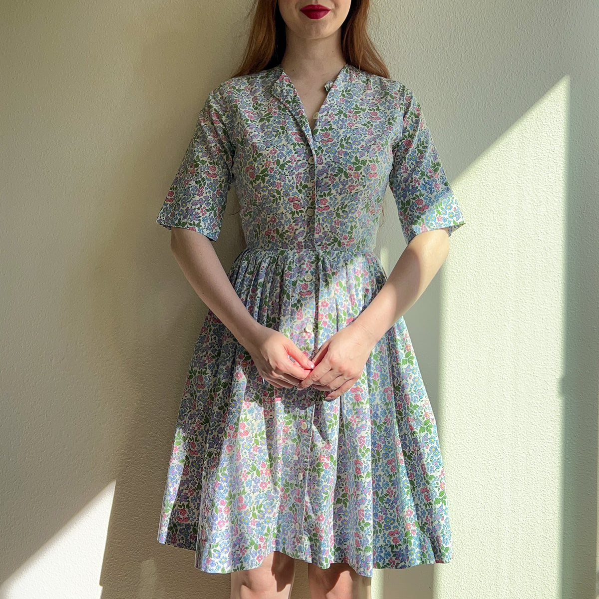 1950s Summer Dress With Purple Daisy Print (XS)