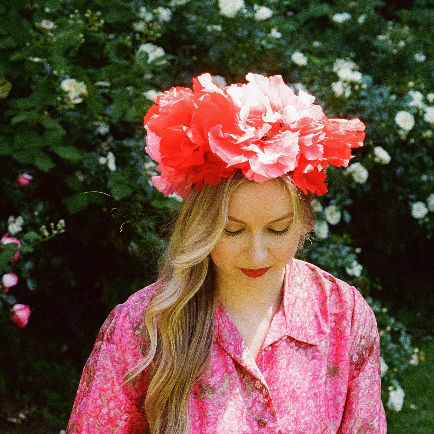 1950s Red and Pink Chiffon Flowers Hat