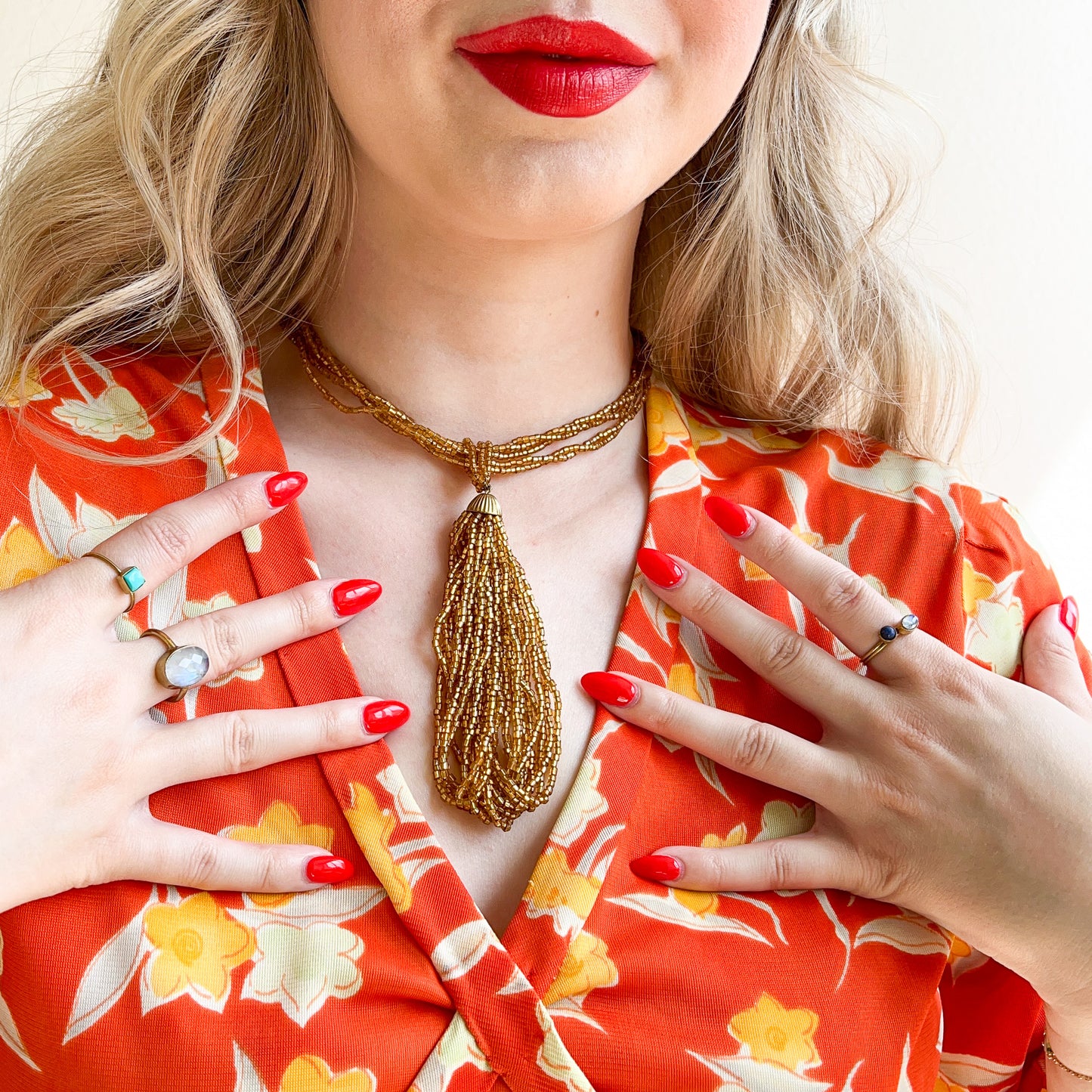 1960s Amber Beaded Lariat Necklace