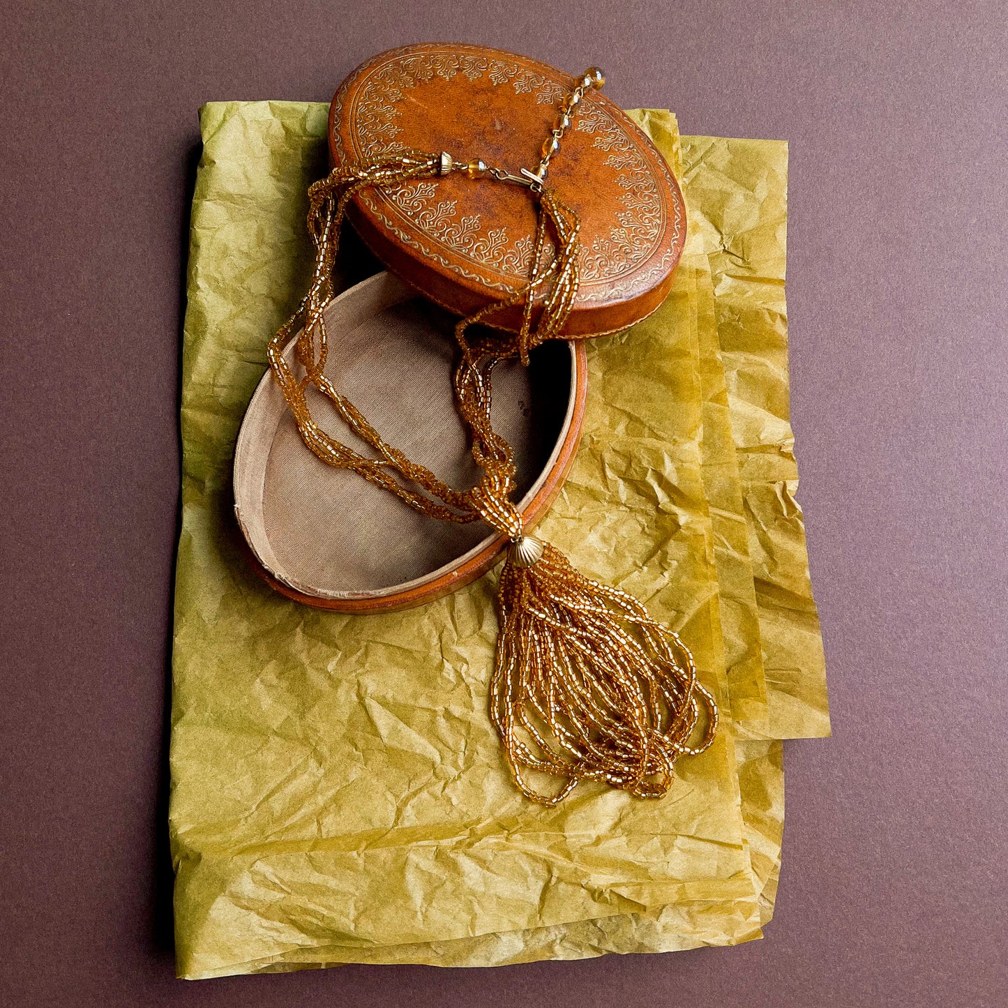 1960s Amber Beaded Lariat Necklace