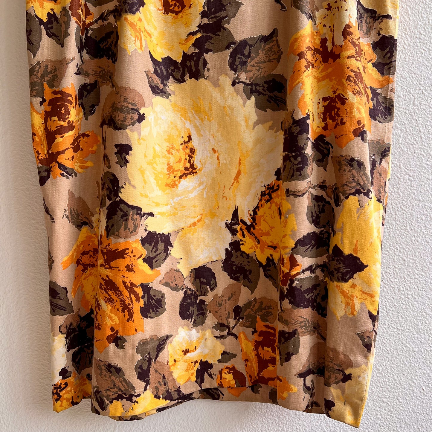 1960s Autumnal Blooming Roses Print Dress (M/L)