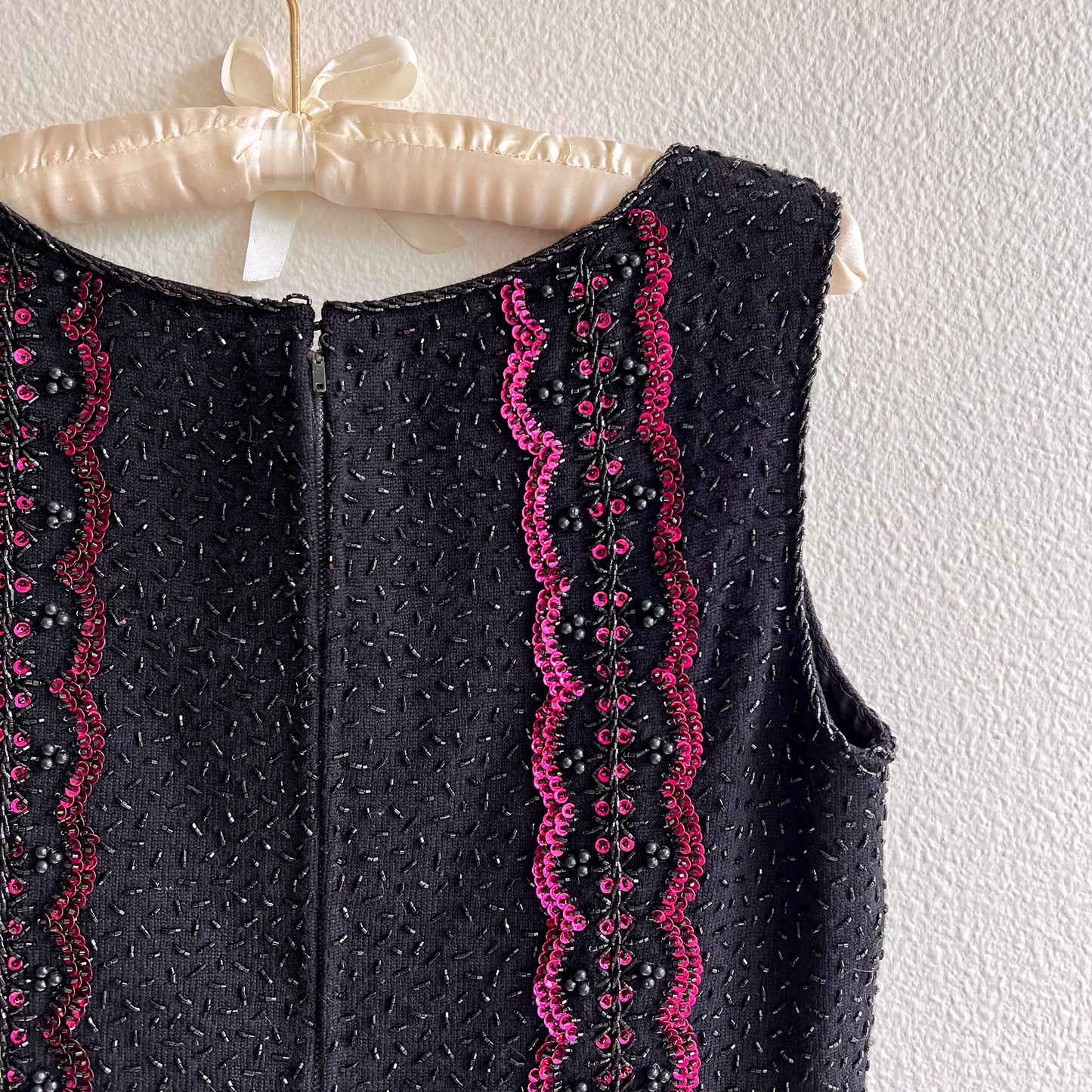 Stunning 1960s Black Knit Top With Purple Sequins (M)
