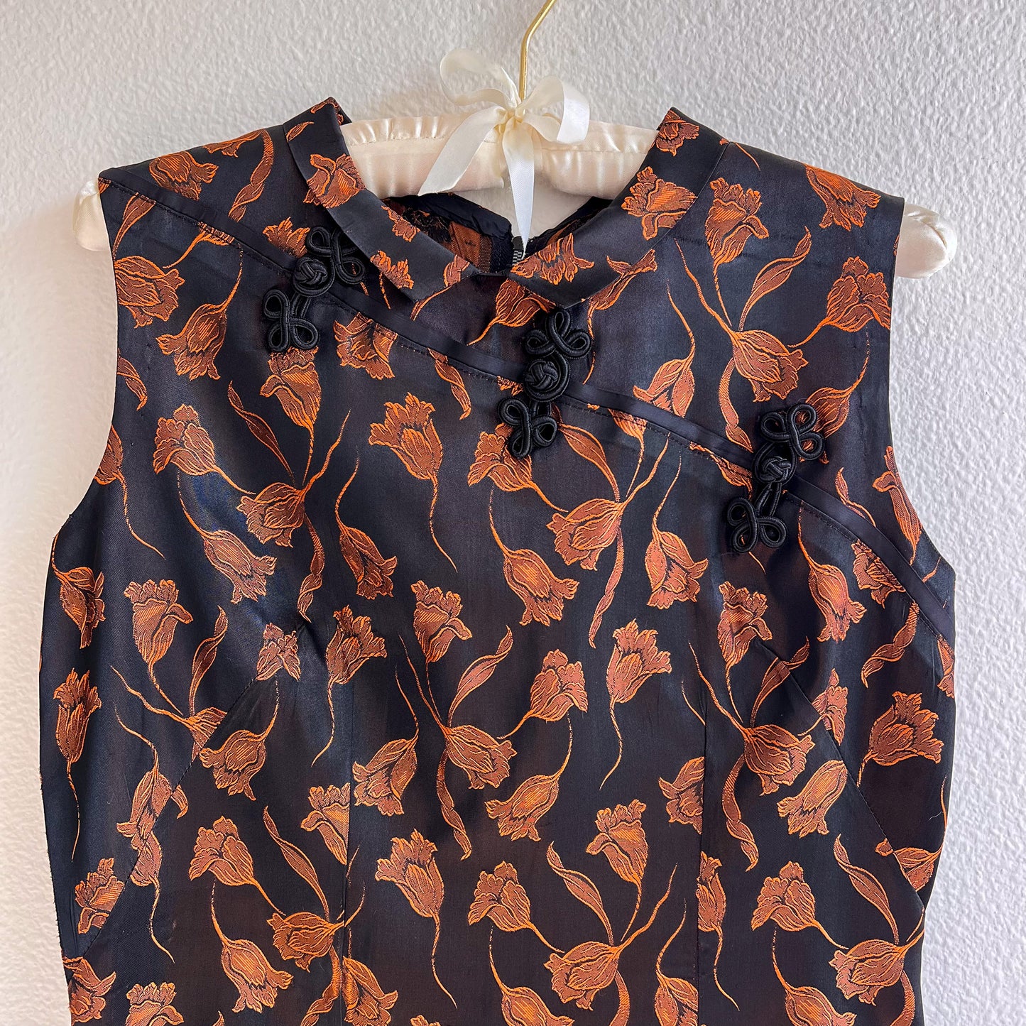 1960s Black Silk Top With Bronze Pattern (M)