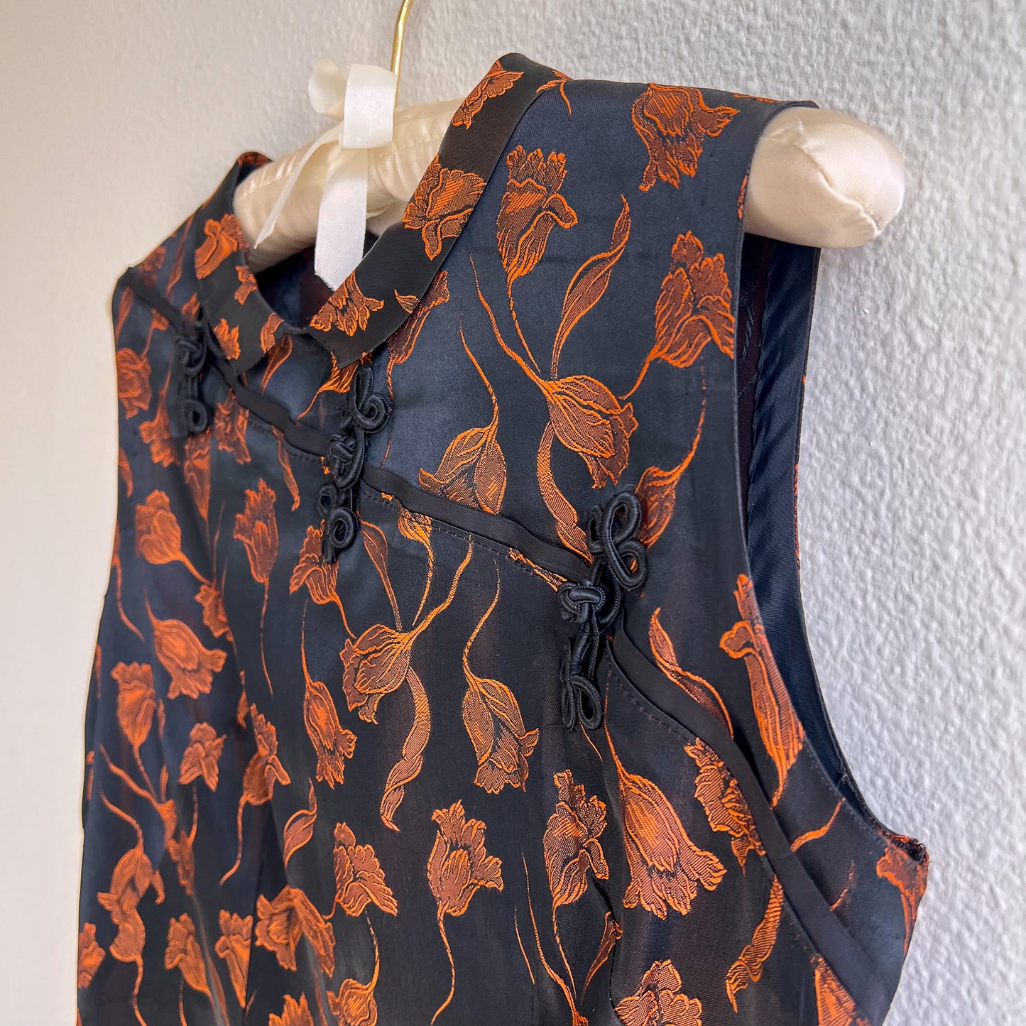 1960s Black Silk Top With Bronze Pattern (M)