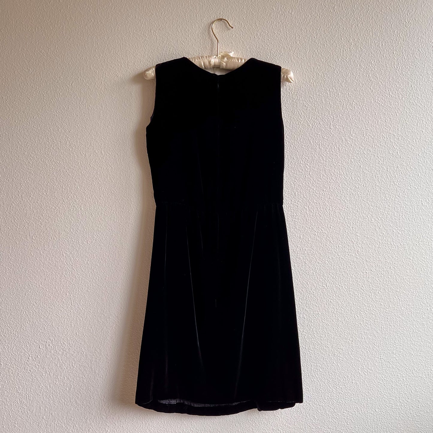 1960s Black Velvet Party Dress With Rhinestones (S)