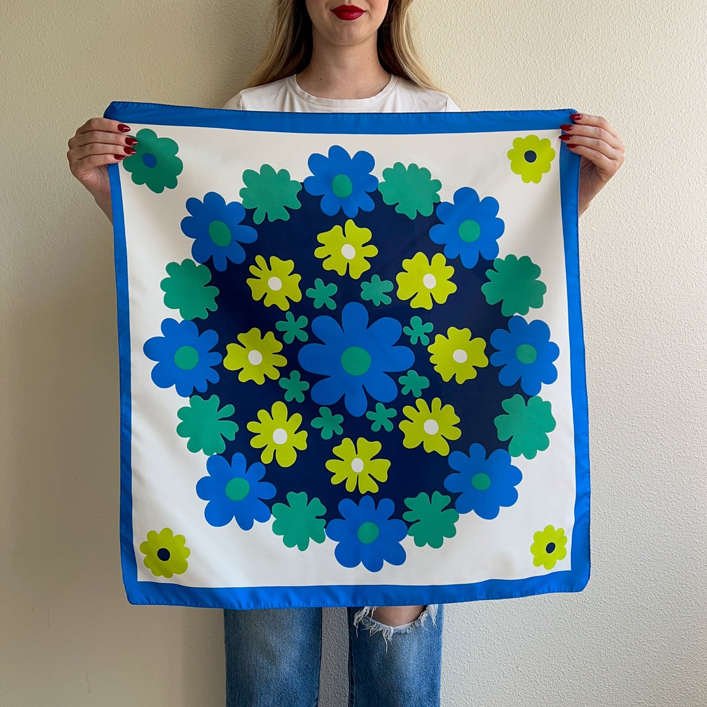 1960s Blue and Green Daisy Print Scarf