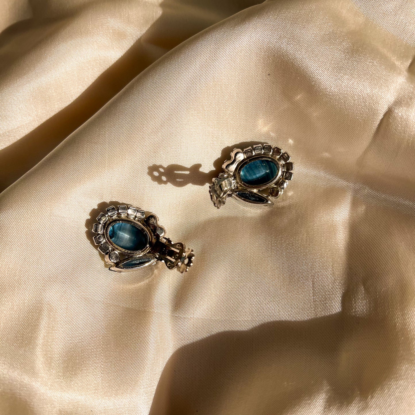 1960s Blue Rhinestone Clip-On Earrings