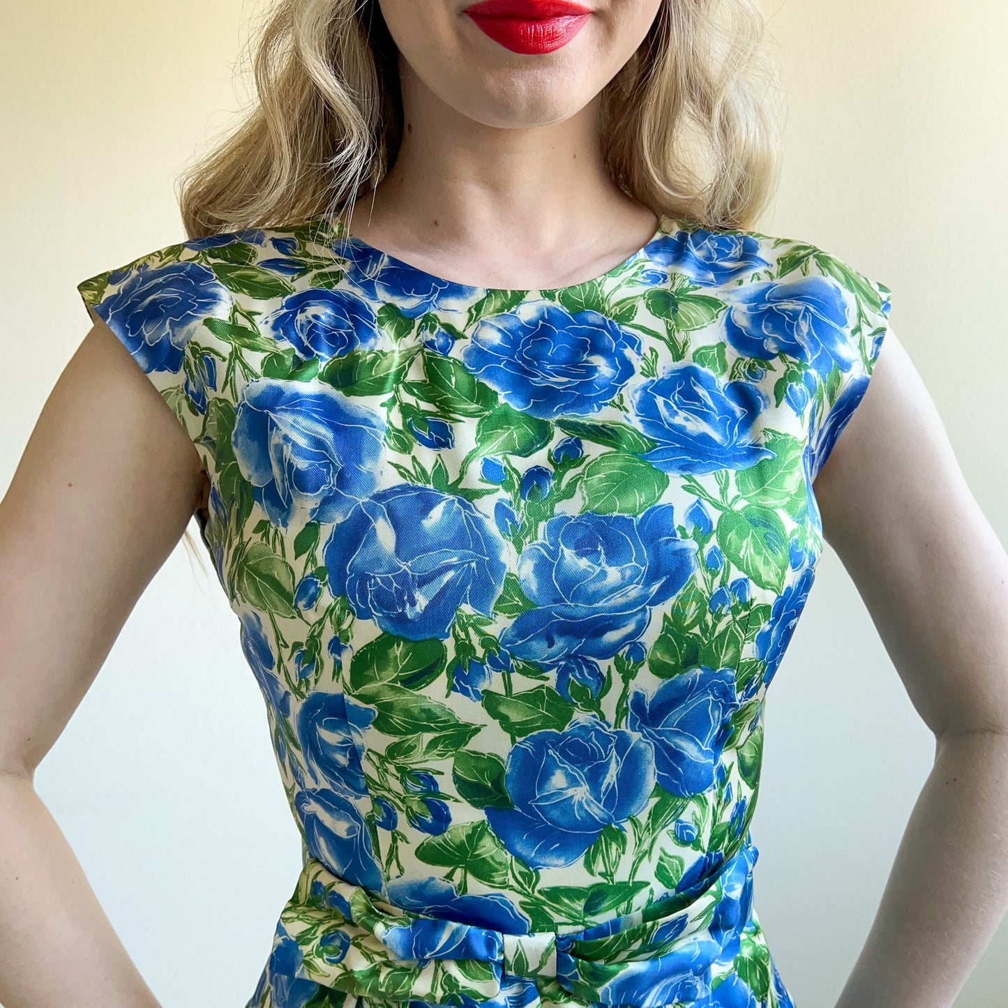 1960s Blue Roses Silk Sheath Dress (S)