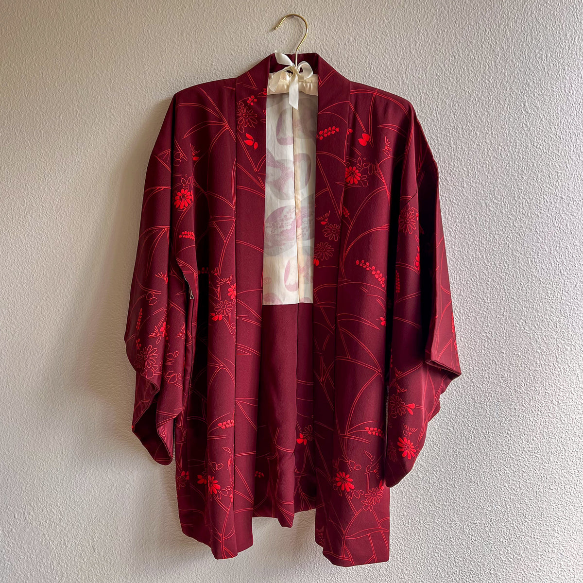 1960s Burgundy and Red Floral Silk Kimono (M/L)