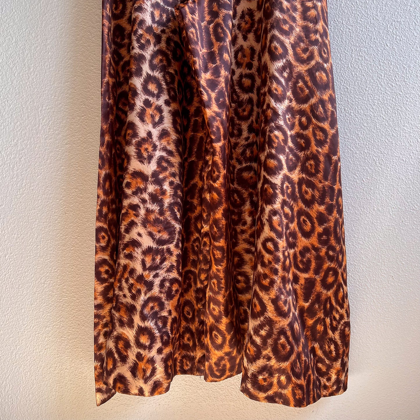 Fabulous 1960s Cheetah Print Silk Jumpsuit (M/L)