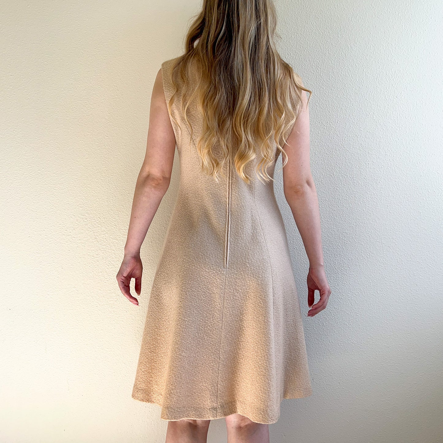 Stunning 1960s Cream Wool and Silk Dress (M/L)