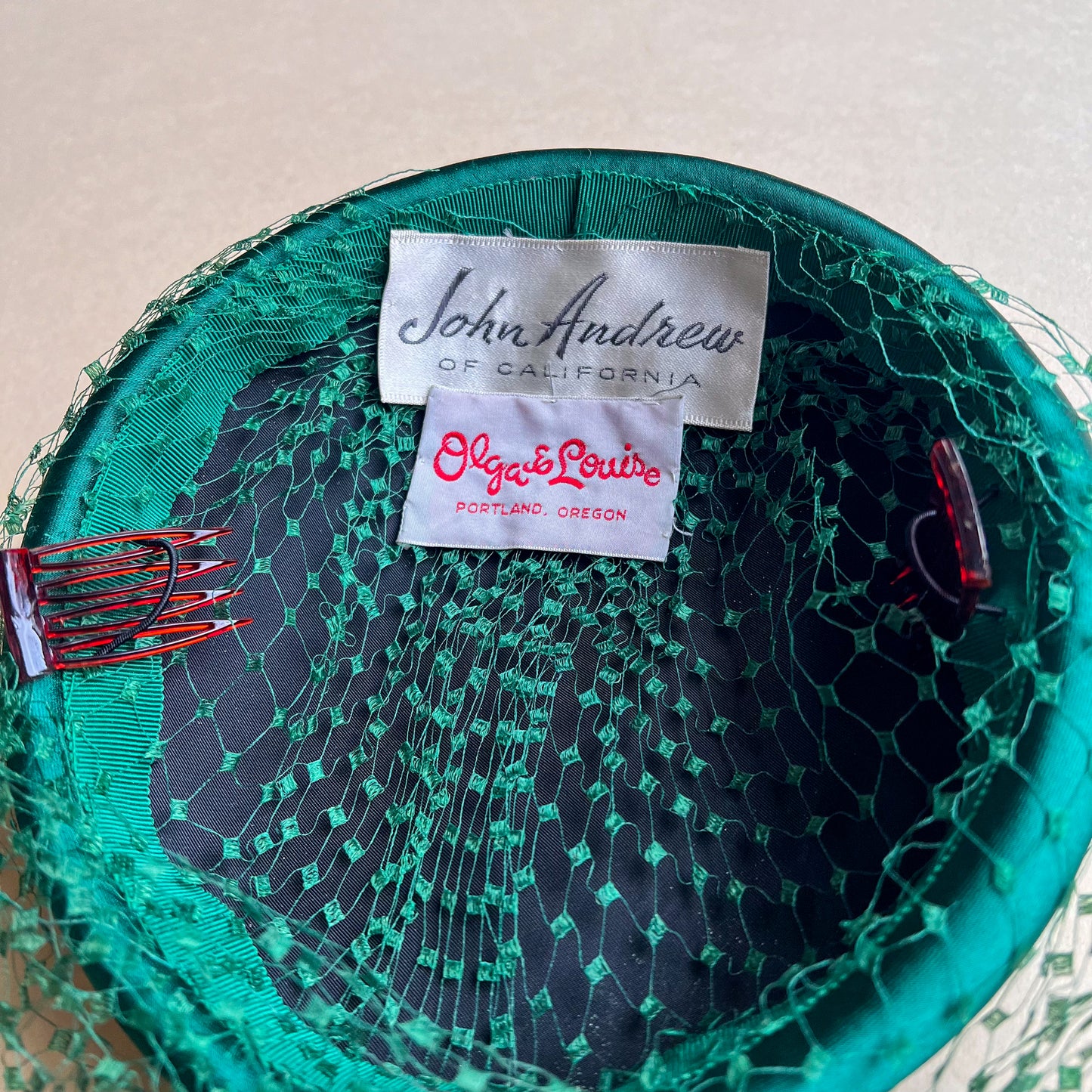 Fabulous 1960s Emerald Green Silk Hat With Netting