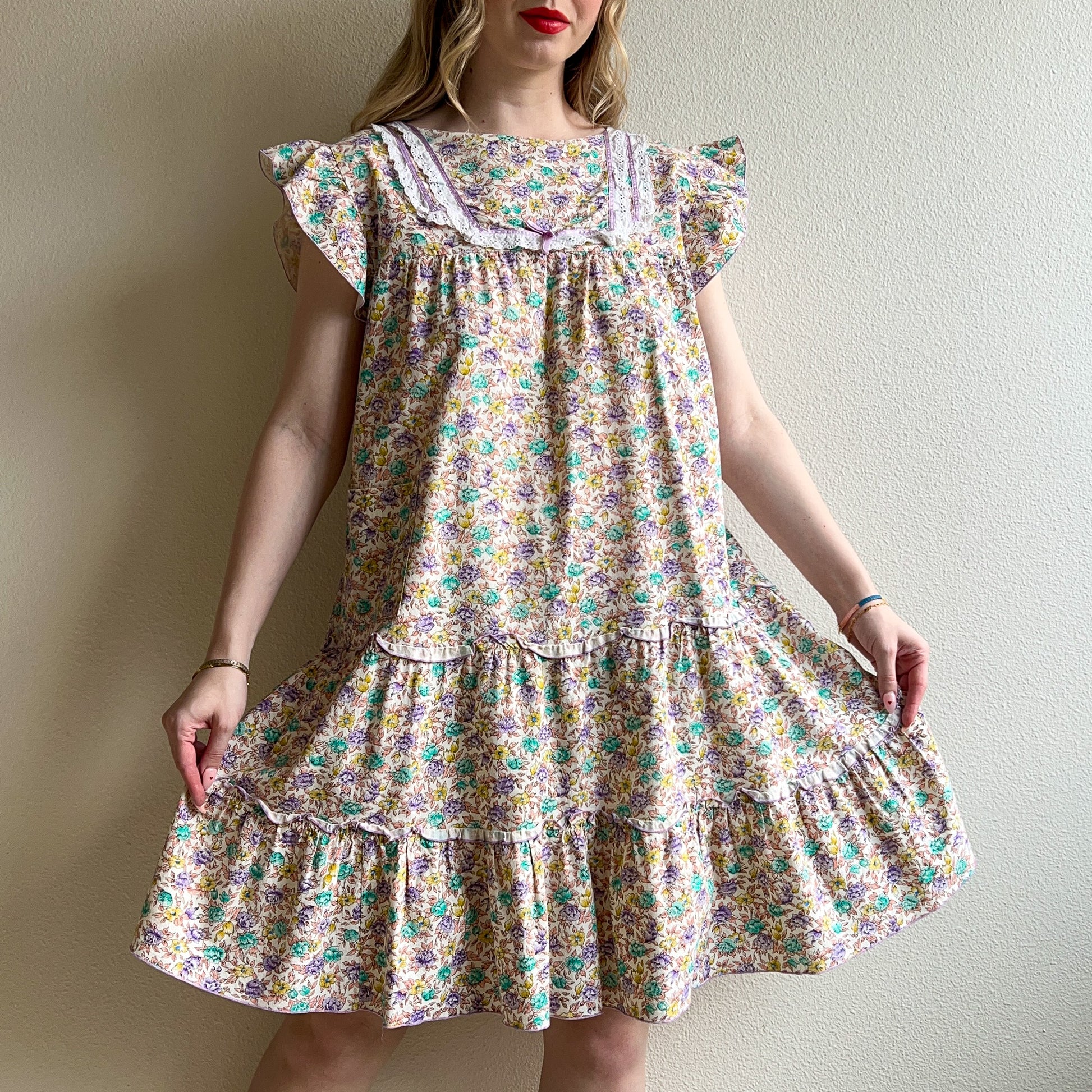 short dress elegant Elegant O-neck Simple Pearl-White Evening Short Dress