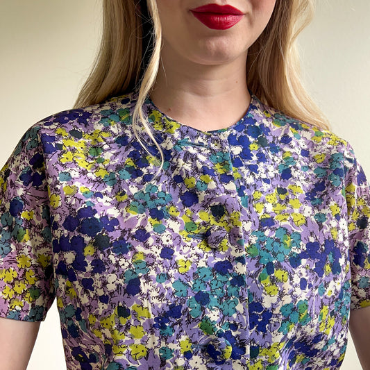 1960s Floral Buttoned Dress With Short Sleeves (S/M)
