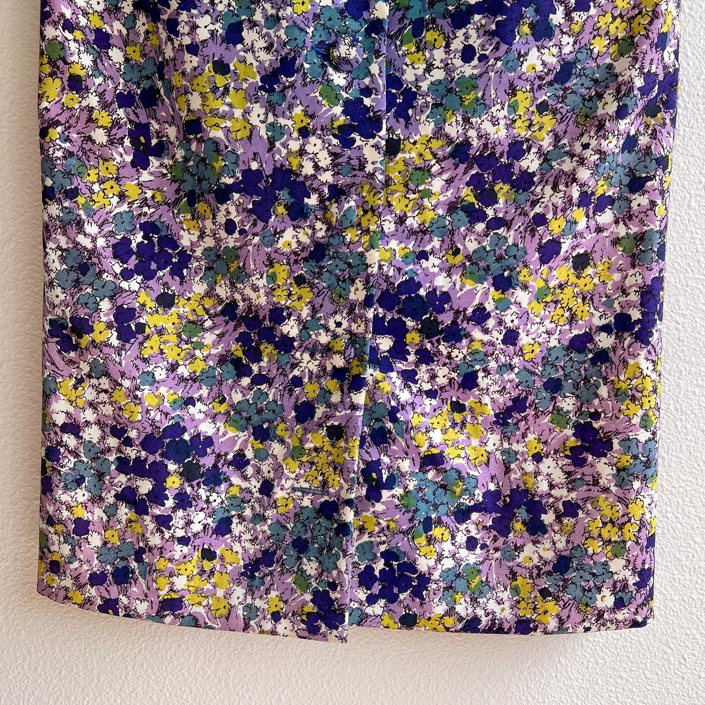1960s Floral Buttoned Dress With Short Sleeves (S/M)