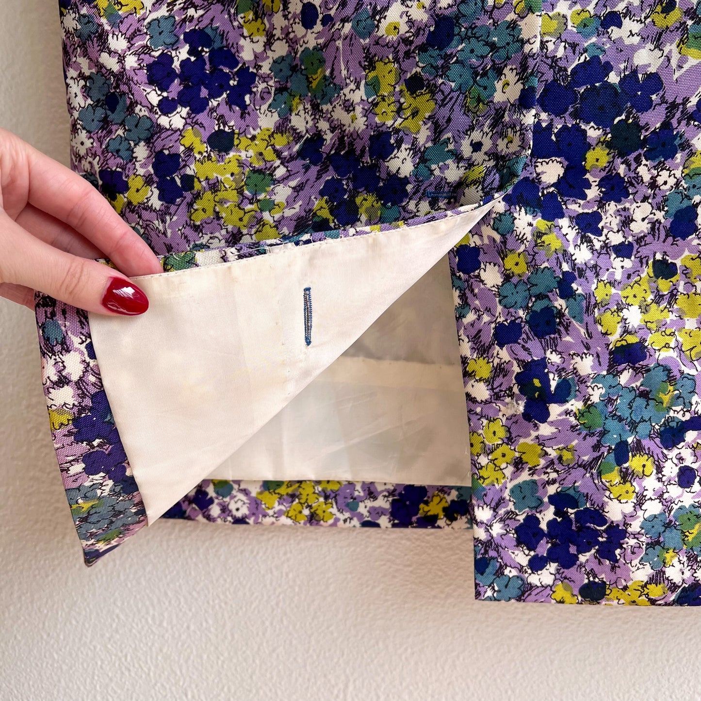 1960s Floral Buttoned Dress With Short Sleeves (S/M)