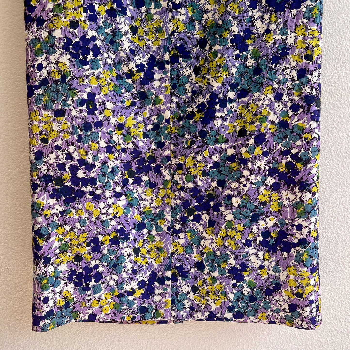 1960s Floral Buttoned Dress With Short Sleeves (S/M)