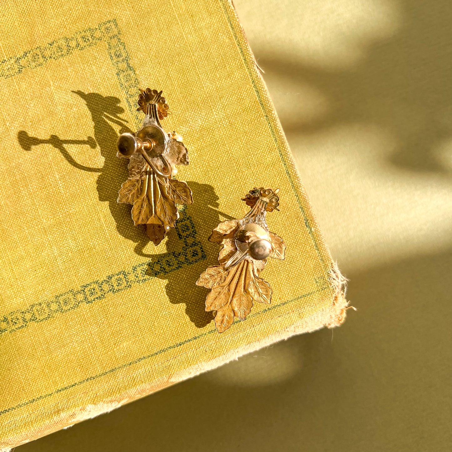 1960s Gold Leaves Earrings With Pearls and Rhinestones