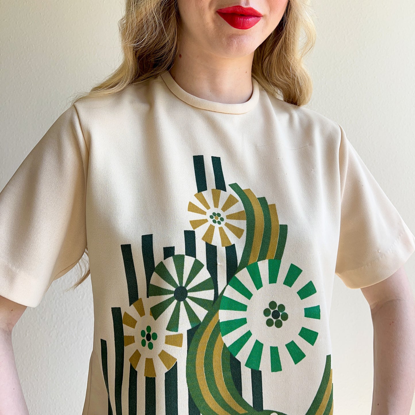 1960s Green Abstract Print Short Sleeve Top (M/L)