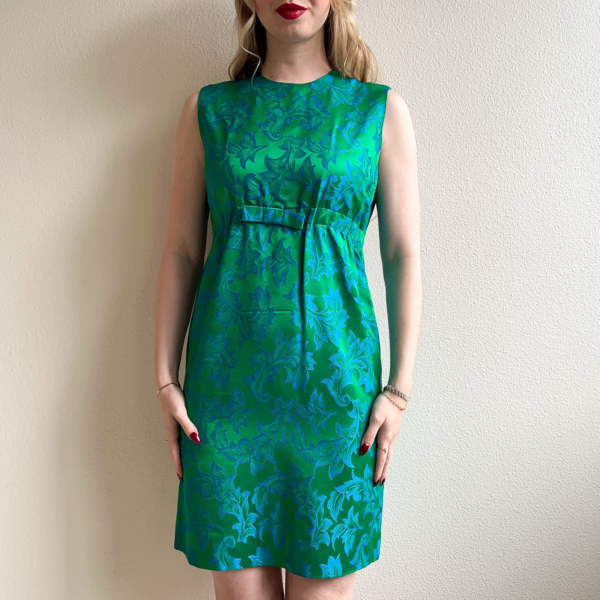 1960s Green Dress and Coat Set With Blue Pattern (S/M) Studio Gloria Vintage 1960s Green Dress and Coat Set With Blue Pattern (S/M) Studio Gloria Vintage