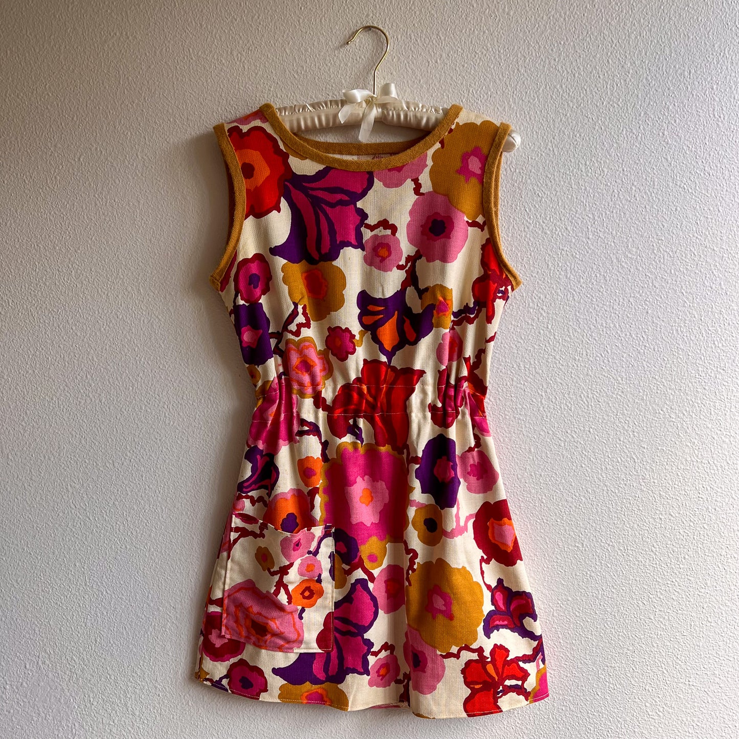 1960s Handmade Summer Dress With a Retro Floral Print (S/M)