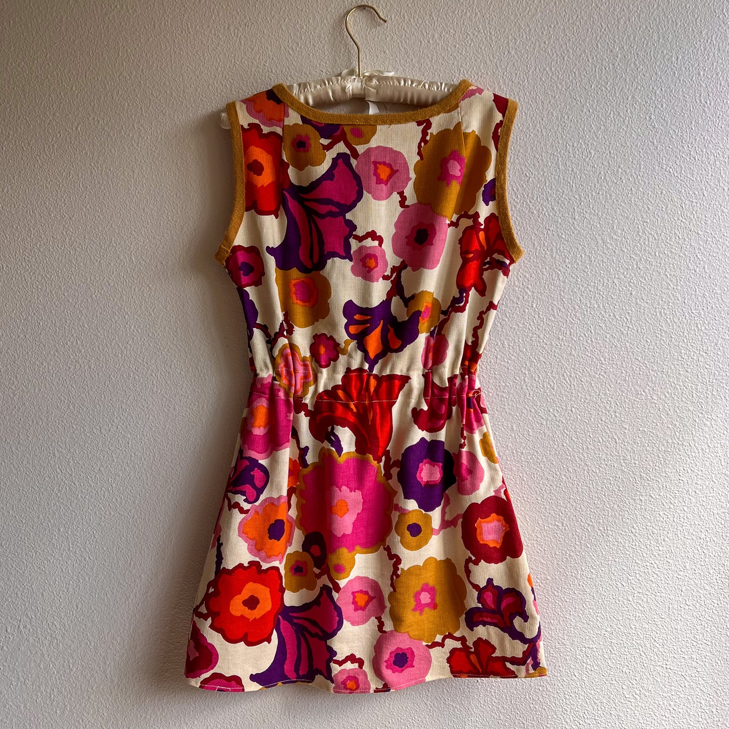 1960s Handmade Summer Dress With a Retro Floral Print (S/M)