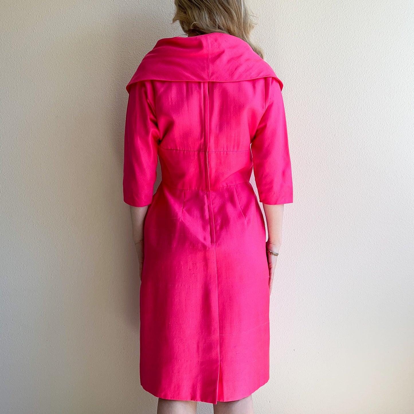 1960s Hot Pink Silk Dress With Shawl Collar (L/XL)