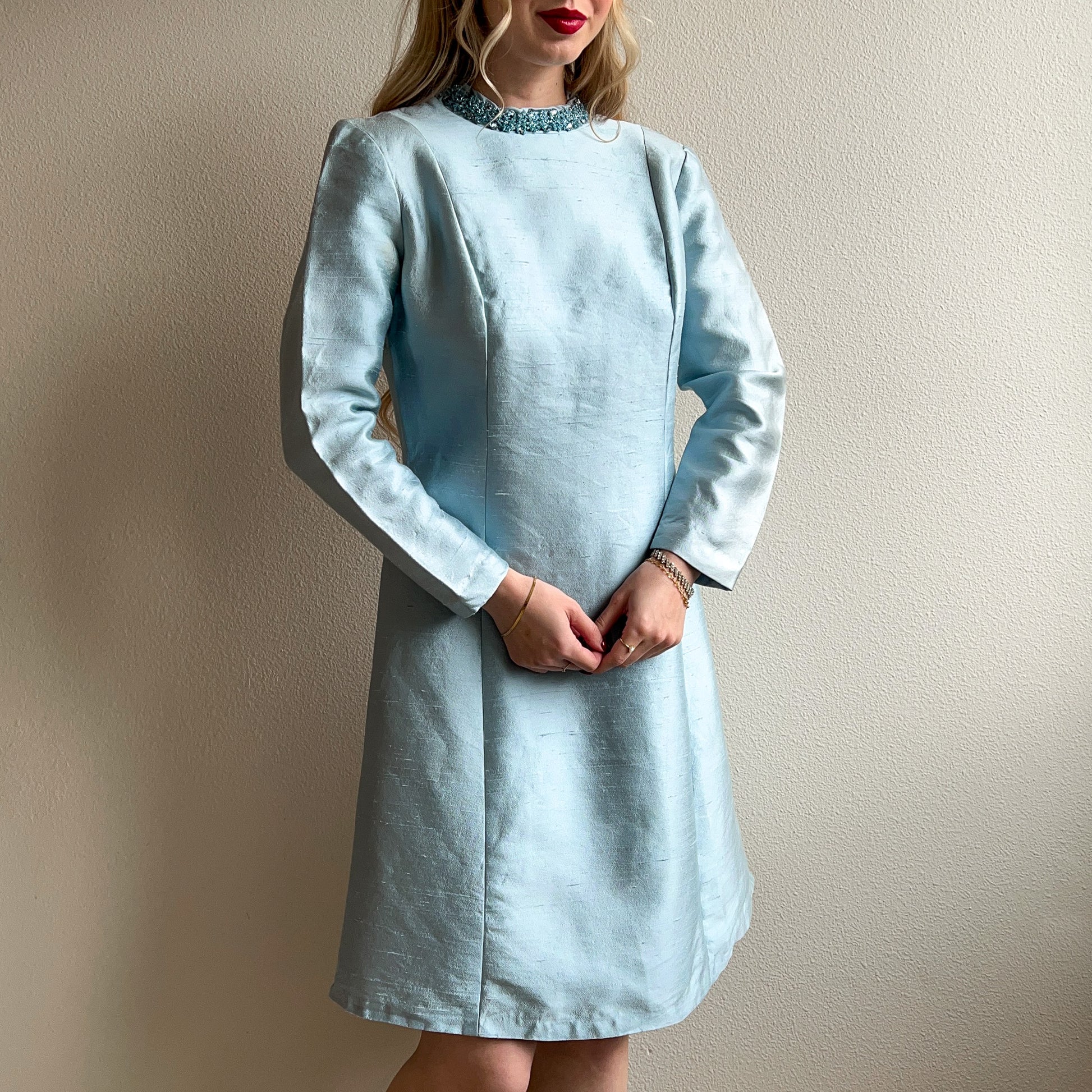 1960s Icy Blue Long Sleeve Silk Party Dress (M/L) Studio Gloria Vintage 1960s Icy Blue Long Sleeve Silk Party Dress (M/L) Studio Gloria Vintage