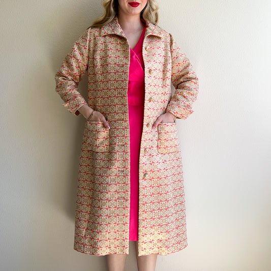 1960s I. Magnin Hot Pink and Gold Pattern Coat (M/L)