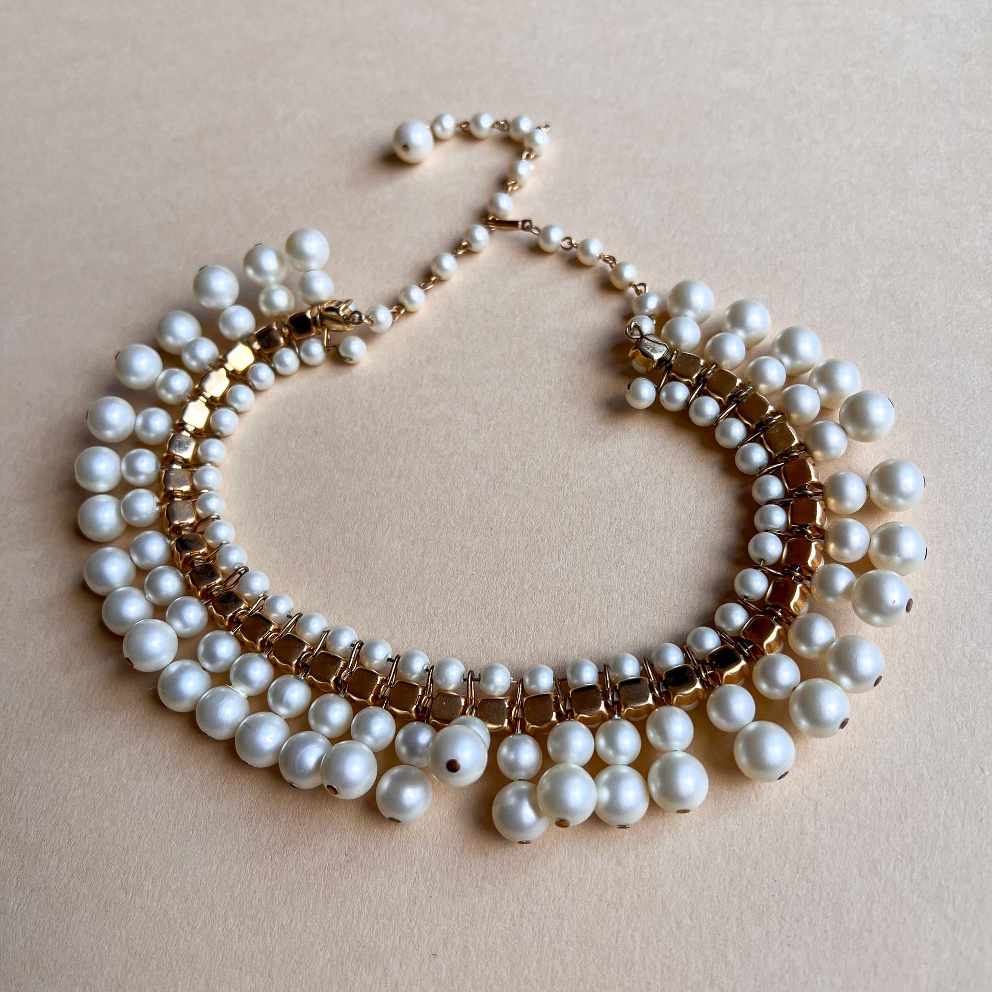 1960s Large Faux Pearls Choker Necklace – Studio Gloria Vintage