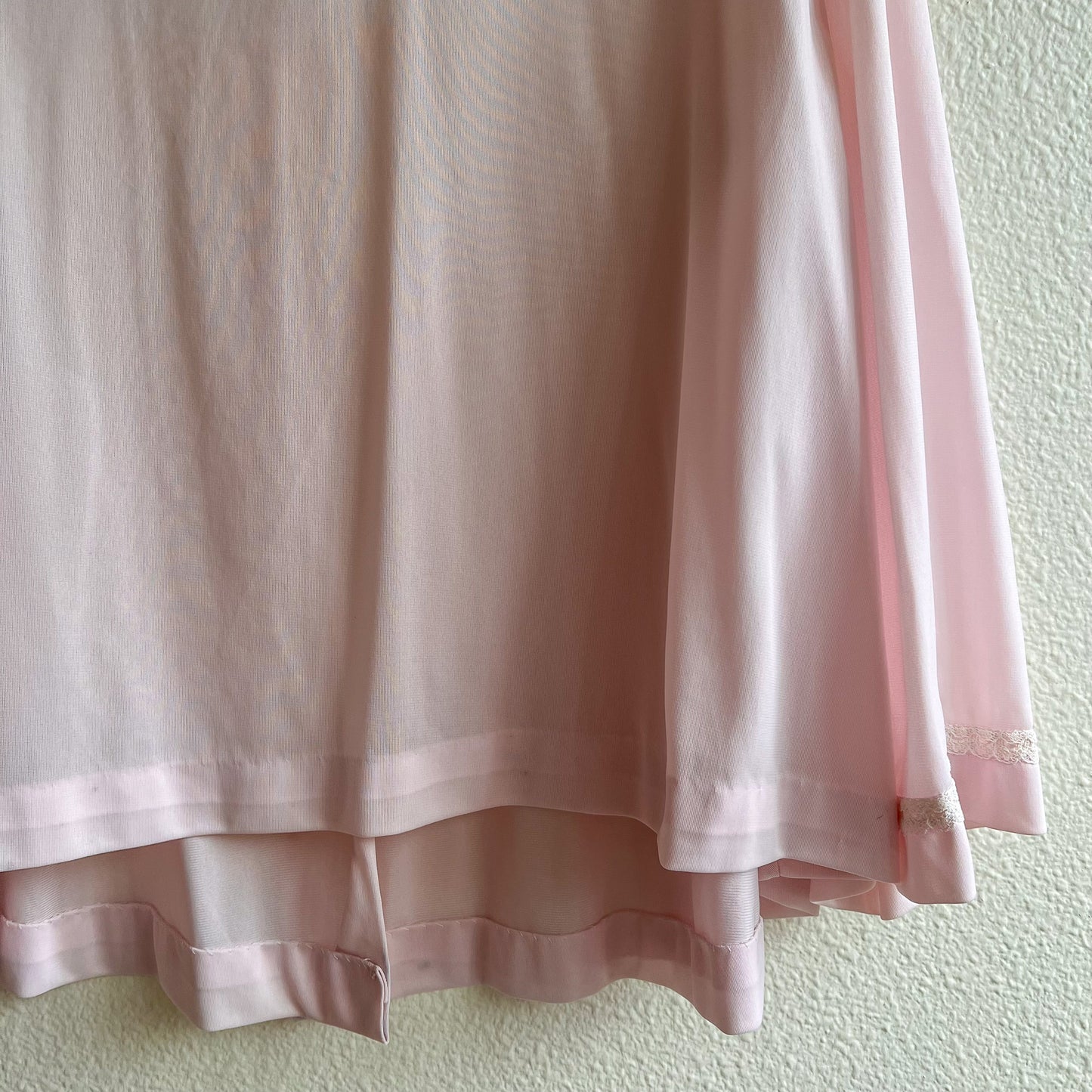 Adorable 1960s Lilac Sheer Bed Jacket (M/L)