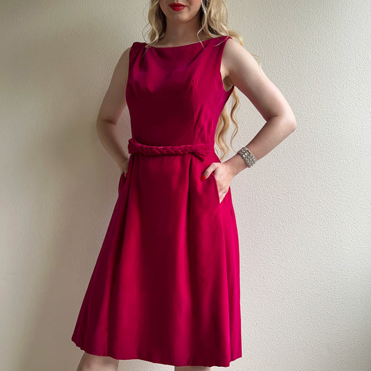 Stunning 1960s Magenta Velvet Party Dress (M)