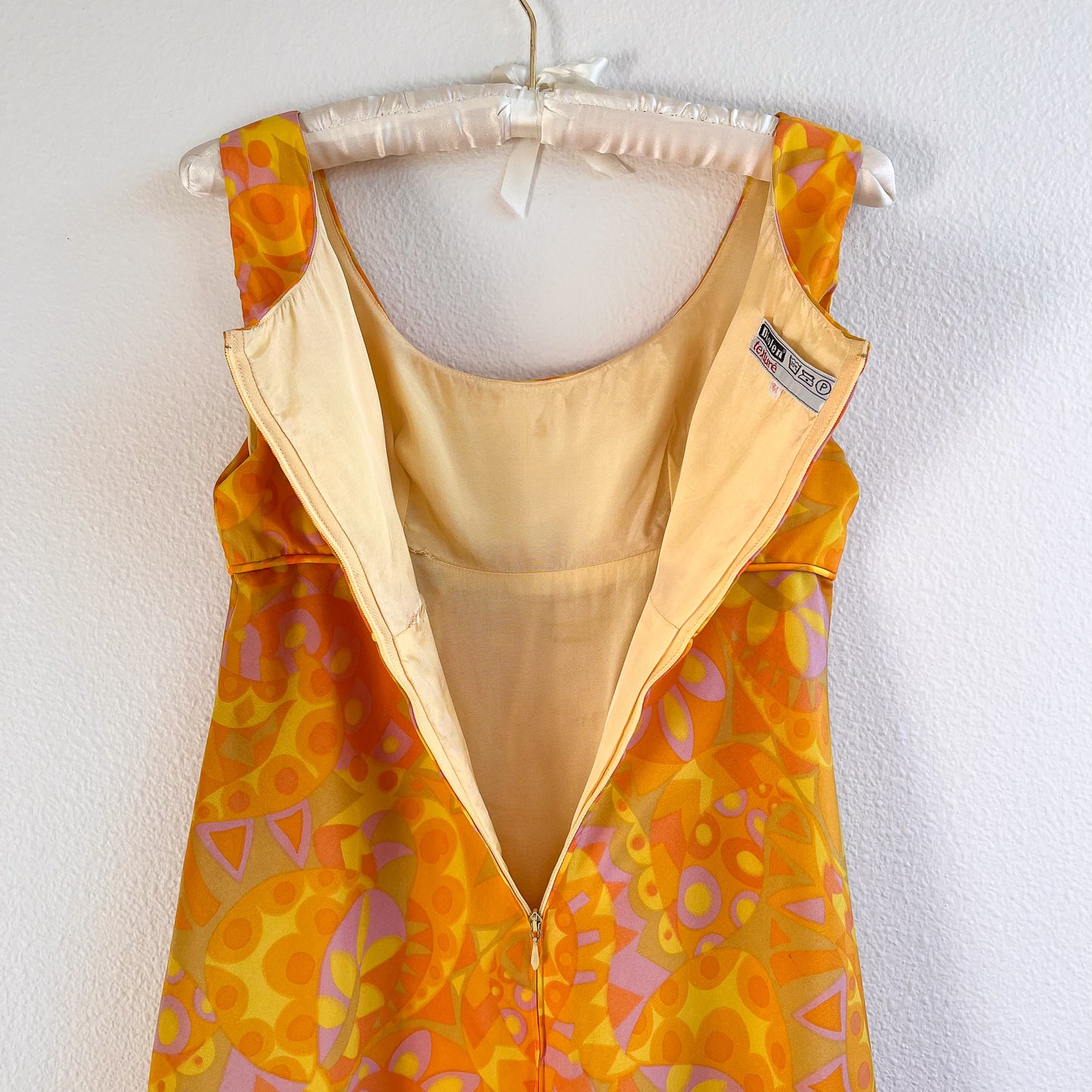 1960s Orange and Yellow Retro Print Baby Doll Dress (S)