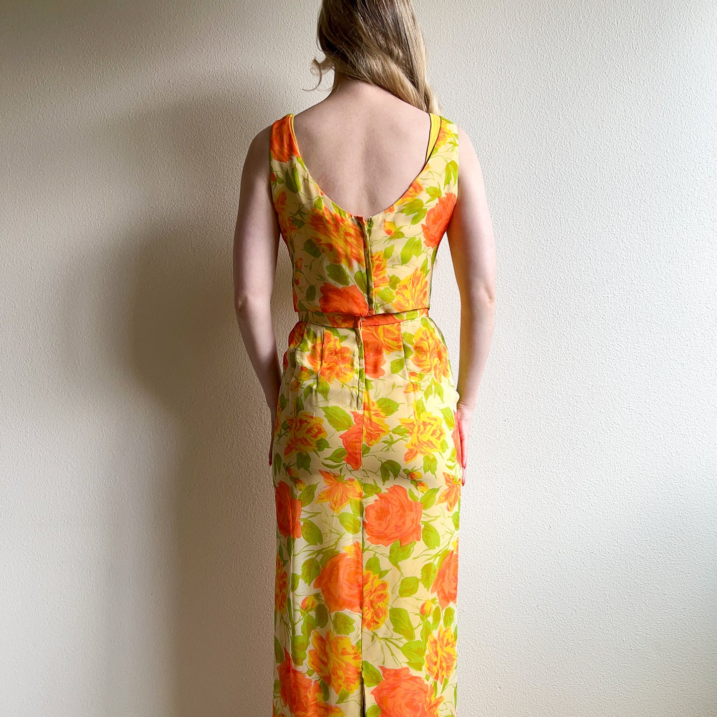 1960s Bright Pink and Orange Roses Chiffon Gown 2-Piece (XS/S)