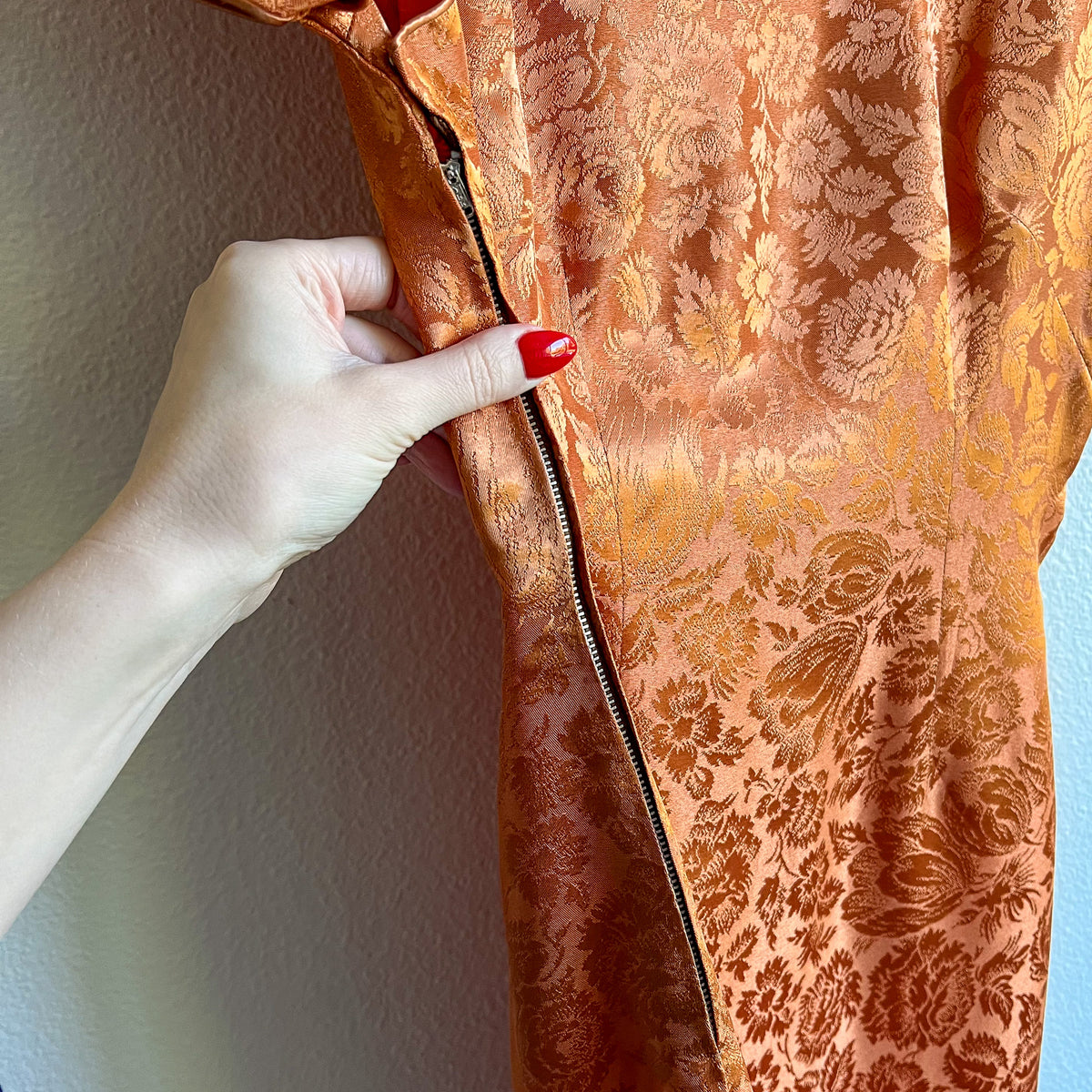 1960s Muted Orange Silk Cheongsam Dress (XS/S)