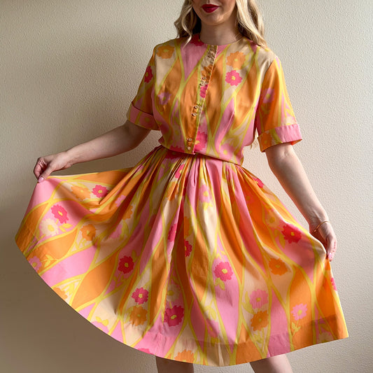 1950s Orange and Pink Sorbet Print Dress (M)