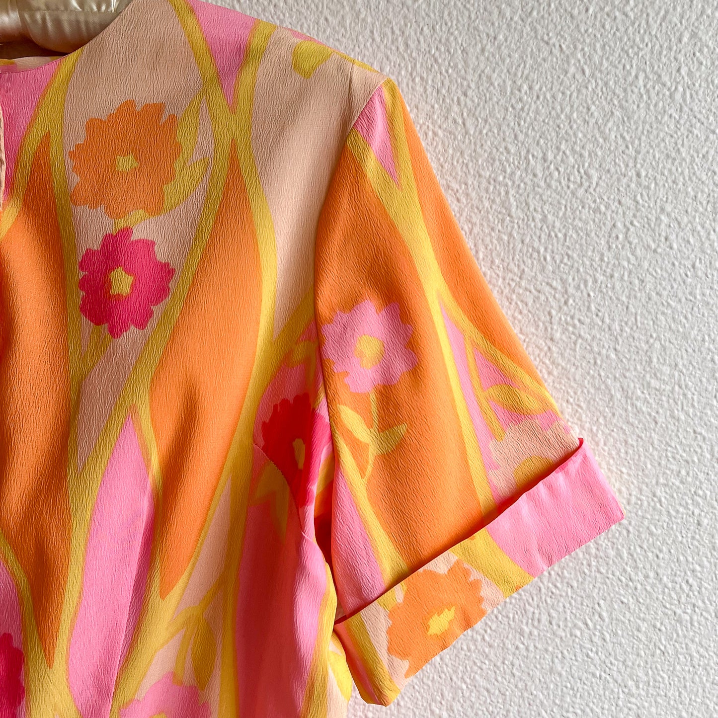 1950s Orange and Pink Sorbet Print Dress (M)