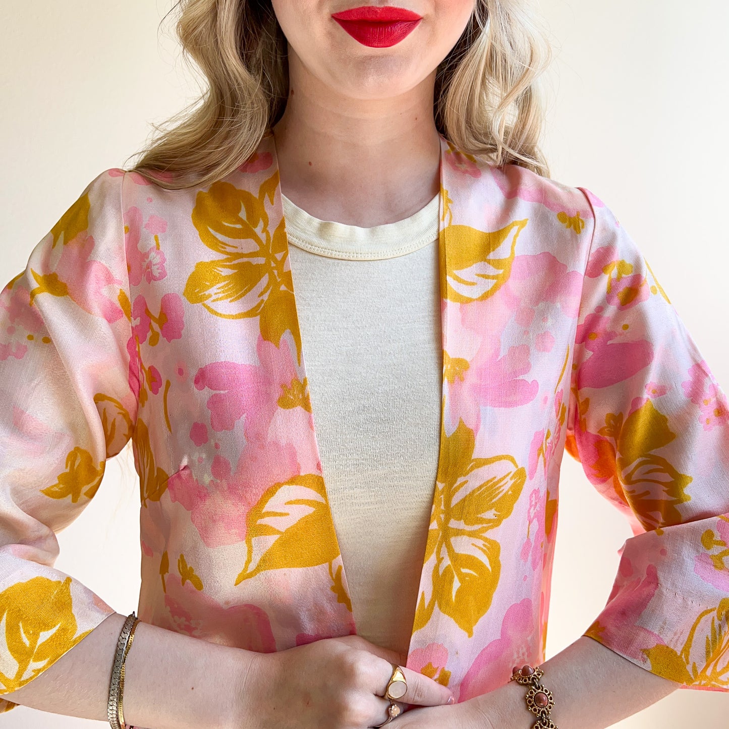 1960s Pink Floral Pattern Lightweight Robe (S/M)