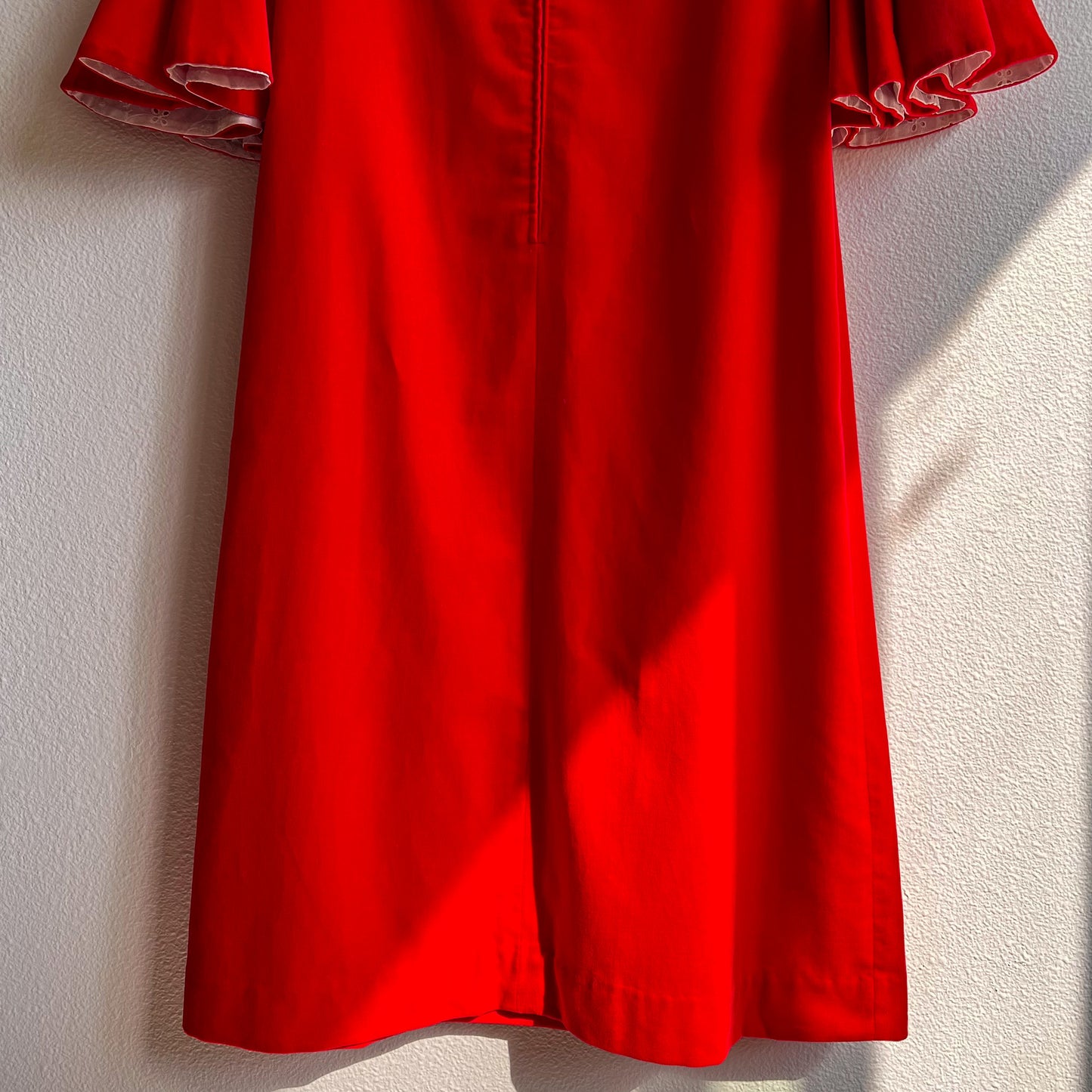 Stunning 1960s Red Velvet Dress With Eyelet Details (M)