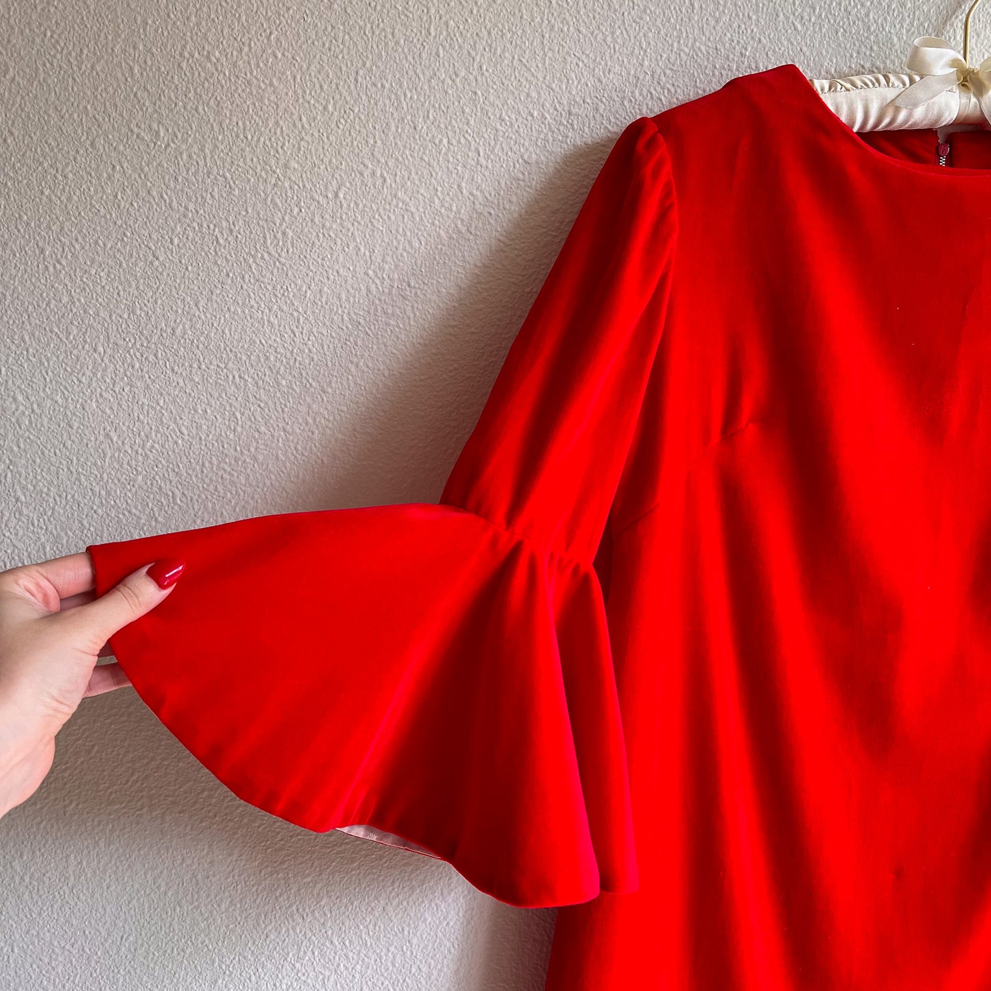 Stunning 1960s Red Velvet Dress With Eyelet Details (M)