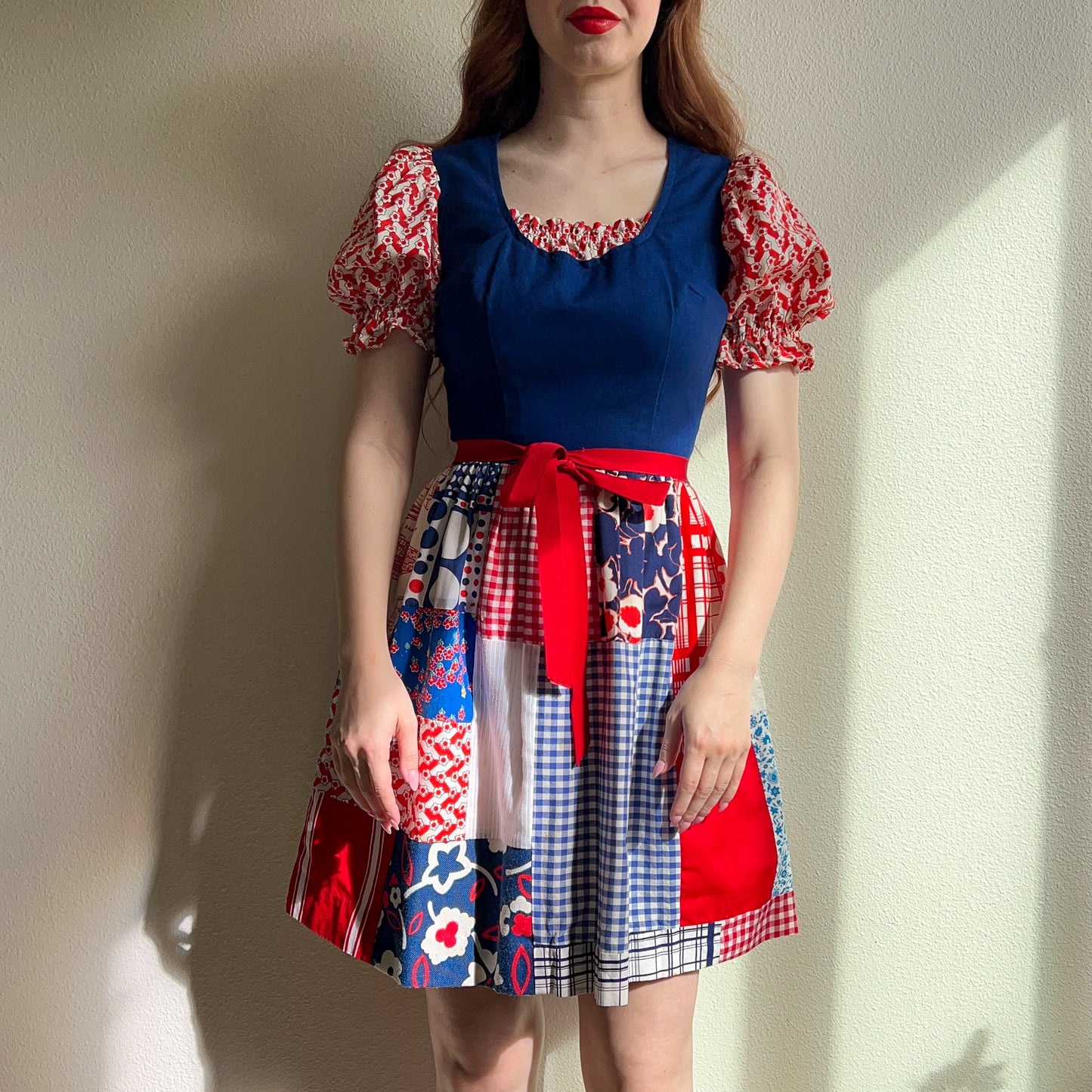 1960s Red, White, and Blue Quilted Pattern Summer Dress (S)