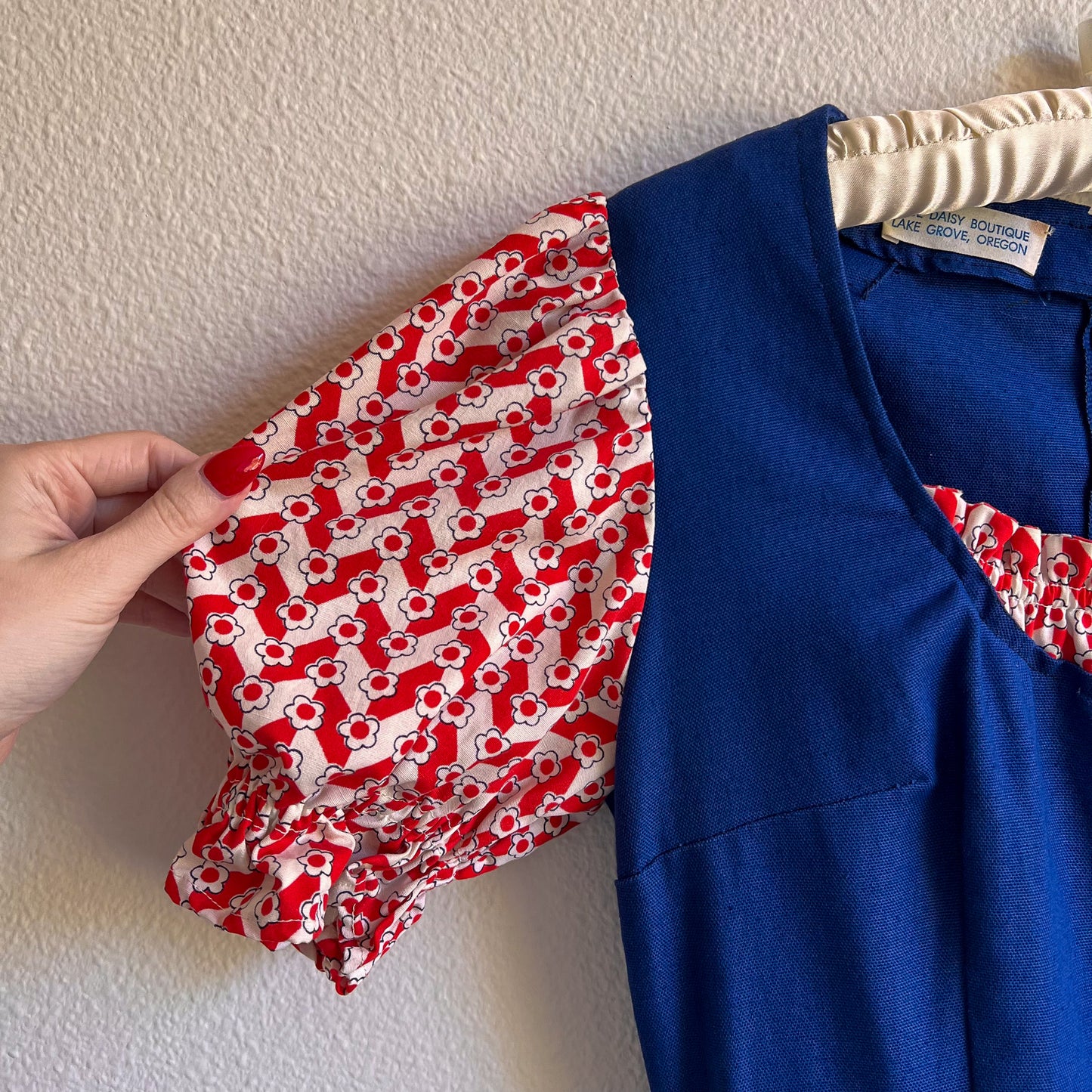 1960s Red, White, and Blue Quilted Pattern Summer Dress (S)
